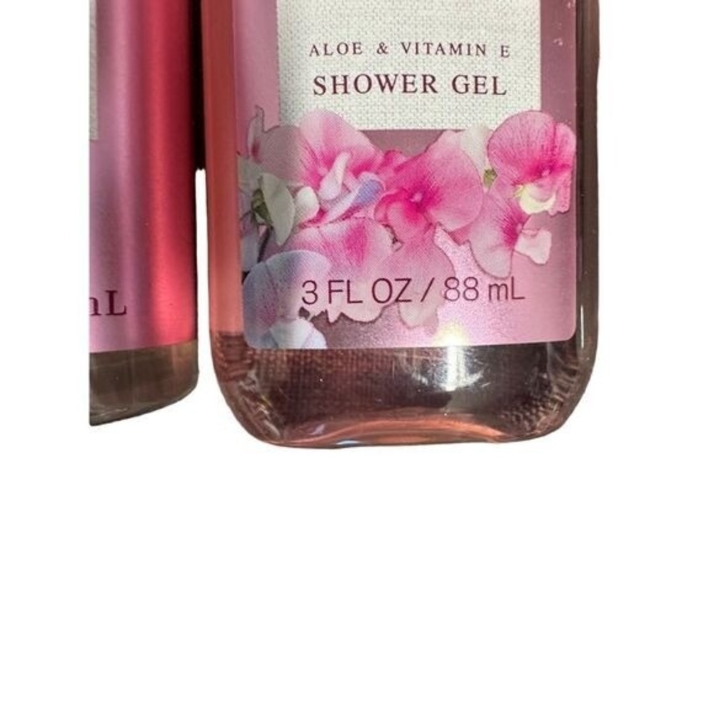 Bath and Body Works | new Sweet Pea Box Set | Fragrance, body wash and lotion - Picture 3 of 6